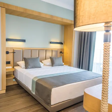 Hotel Premier Nergis Beach&spa 4*