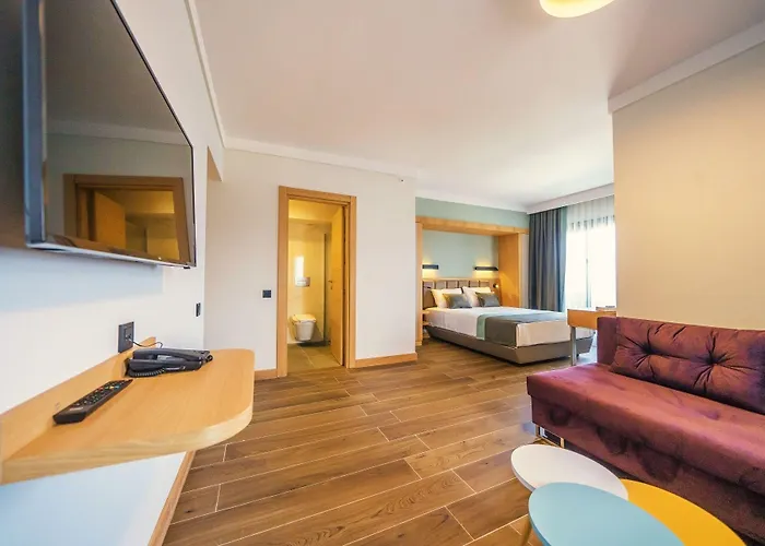 מלון Premier Nergis & מרמריס