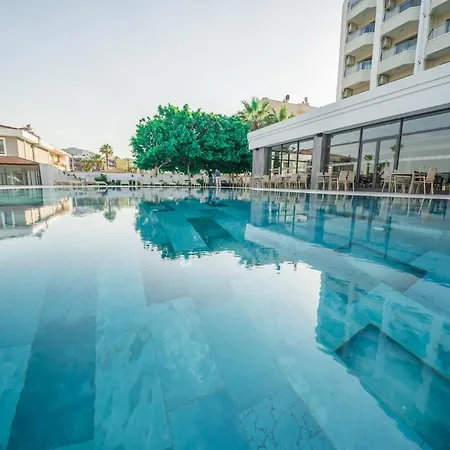 Hotel Premier Nergis Beach&spa 4*