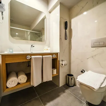 Отель Premier Nergis &