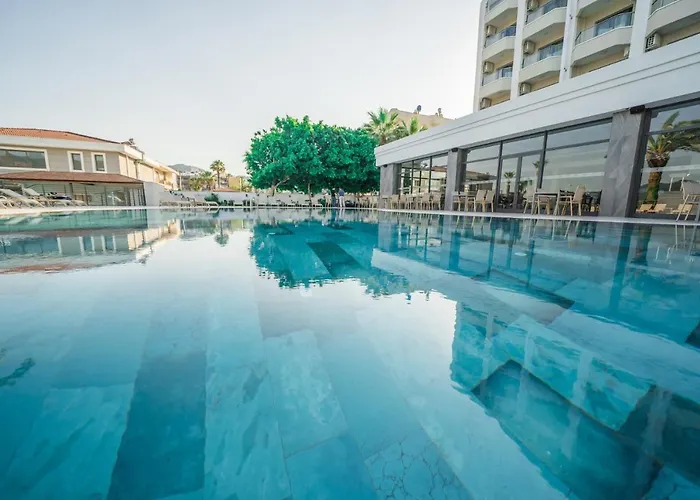 Hotel Premier Nergis & 4*